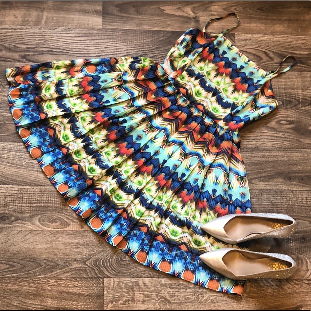 Sugar+Lips Size S Colorwave Tribal pattern Dress - Picture 8 of 8